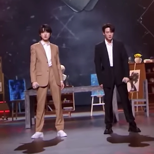 欧美乱伦动态视频
